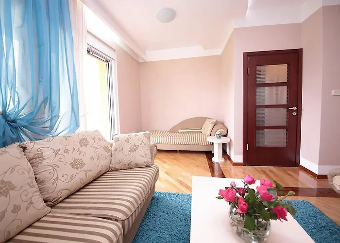 Apartament Aleksandra *
